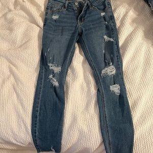 Old navy Medium wash skinny jeans size 4